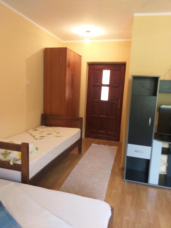 Apartment Davidovic Tivat Luaran gambar